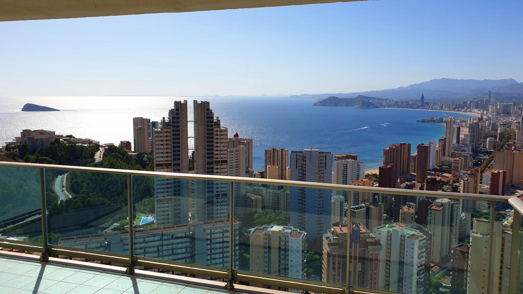 Apartamento Skyline Floor 28 Sea Views Benidorm Exterior foto